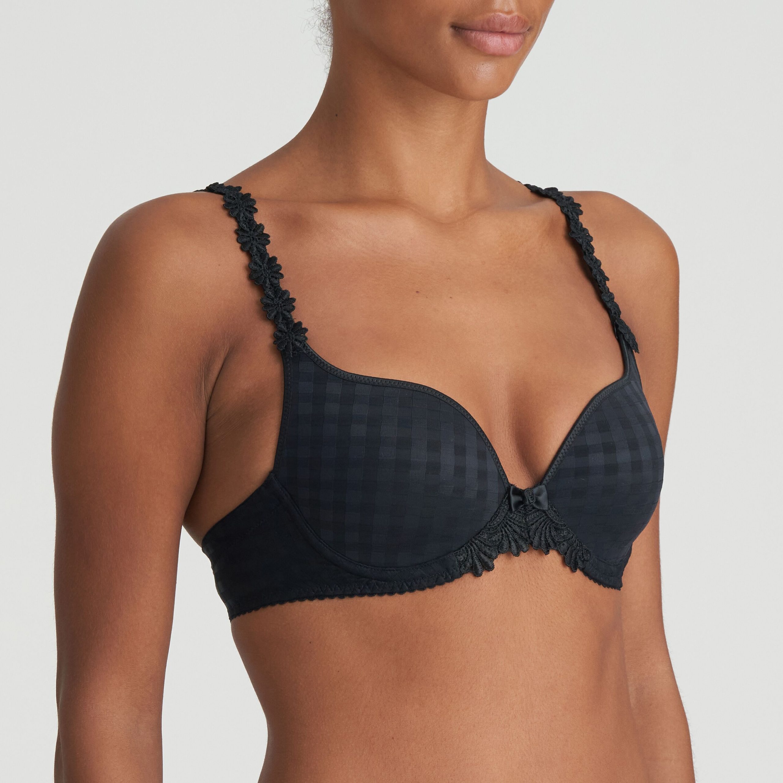 Low-ps_0100416_ZWA_2