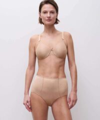 C18910-0WU_D75_CMAGNIFIQUE-fullfront